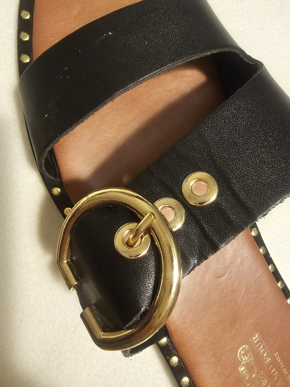 COACH AND FOUR Black Slide Womens Sandals with Gold Accents. SIZE 8.5 - Picture 8 of 14